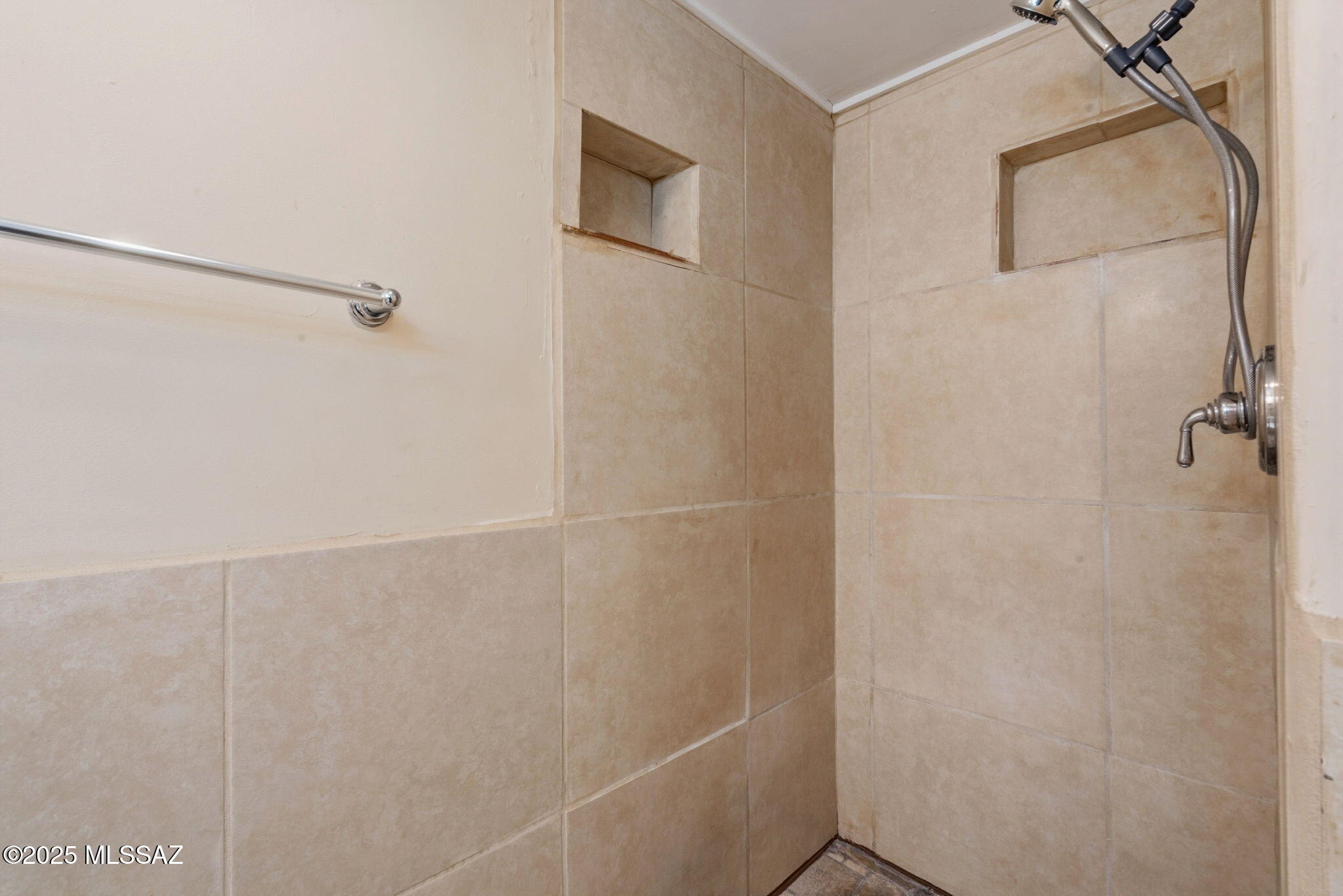 2744 North Country Club Road, Unit 106 Tucson, AZ 85716 - Photo 13 of 34