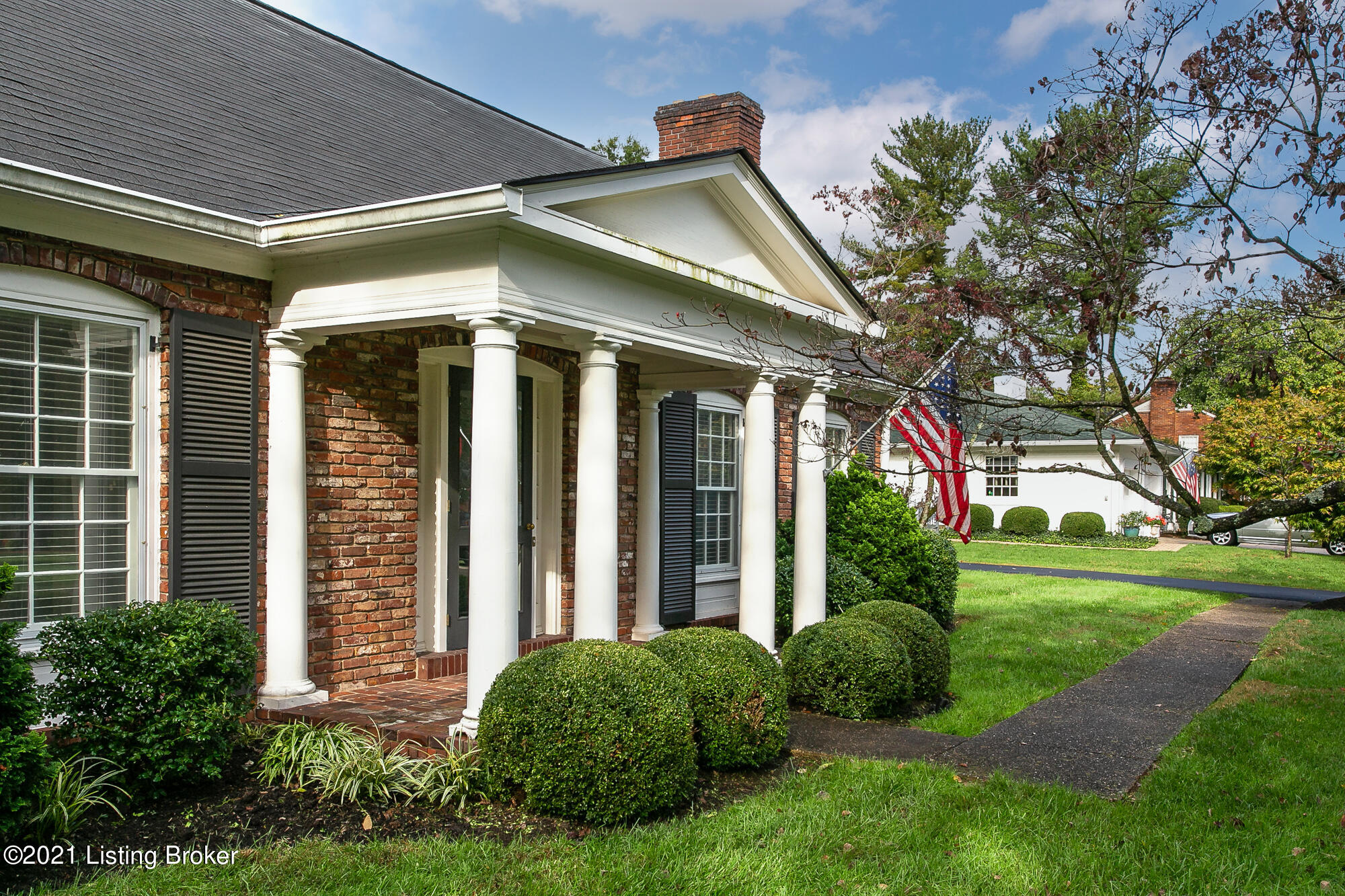 210 Sequoya Rd-7