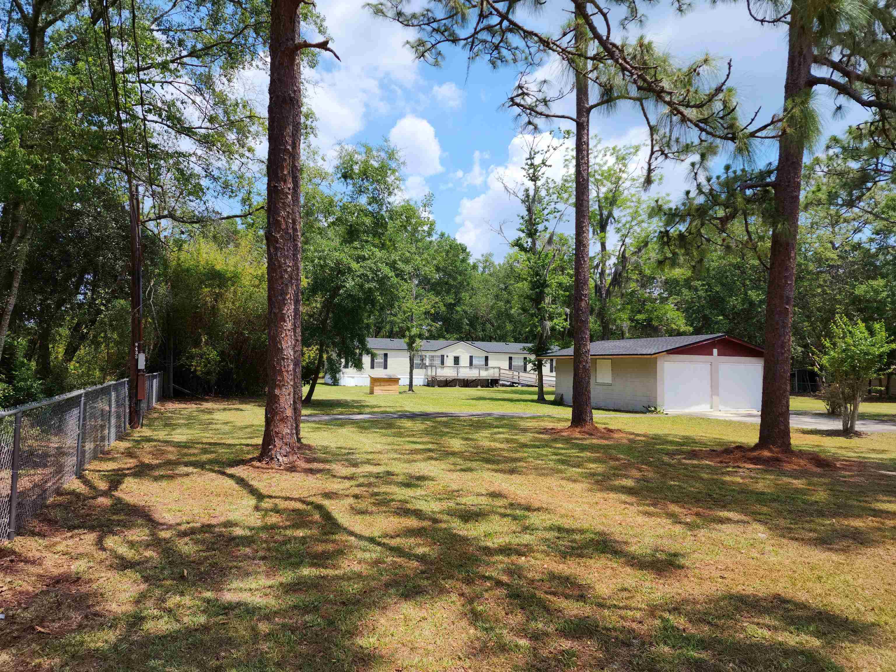 8431 Walden Road Jacksonville, FL 32244 - Photo 6 of 29 a view of a outdoor space
