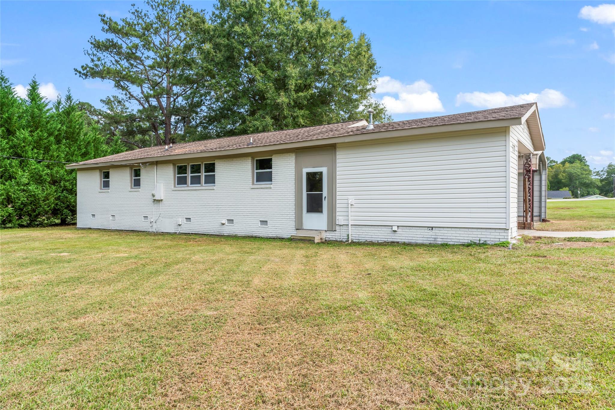 2697 State Rd S-29-369 Lancaster, SC 29720 - Photo 30 of 37