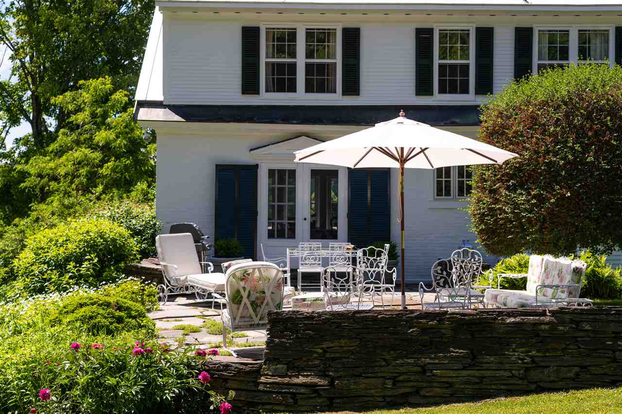 1213 Weeks Hill Road Stowe, VT 05672 - Photo 5 of 36 Gallery Image 5