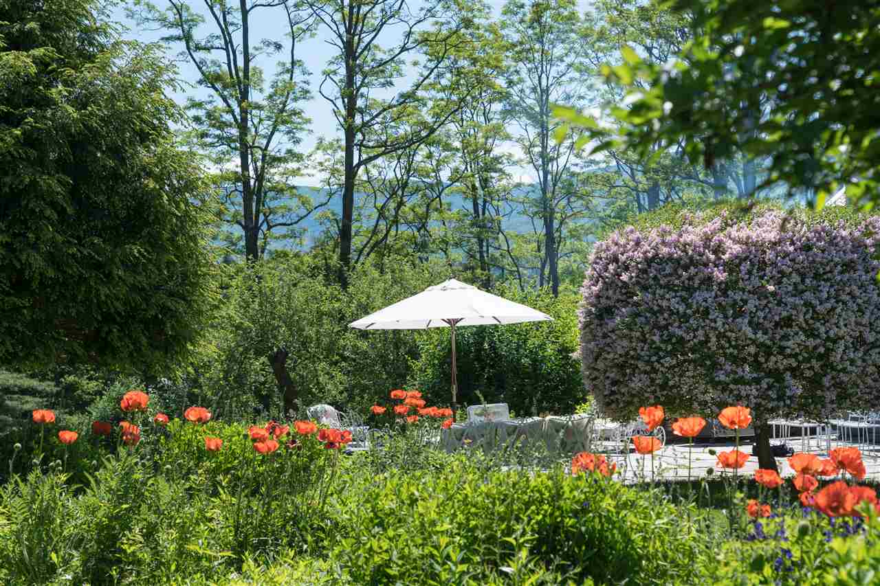 1213 Weeks Hill Road Stowe, VT 05672 - Photo 6 of 36 Gallery Image 6