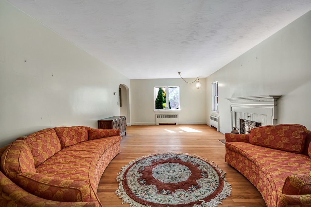 32 Philmore Road Newton, MA 02458 - Photo 5 of 19 Gallery Image 5