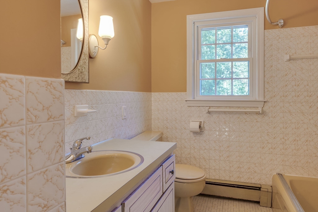 8 Marie Drive Andover, MA 01810 - Photo 30 of 42