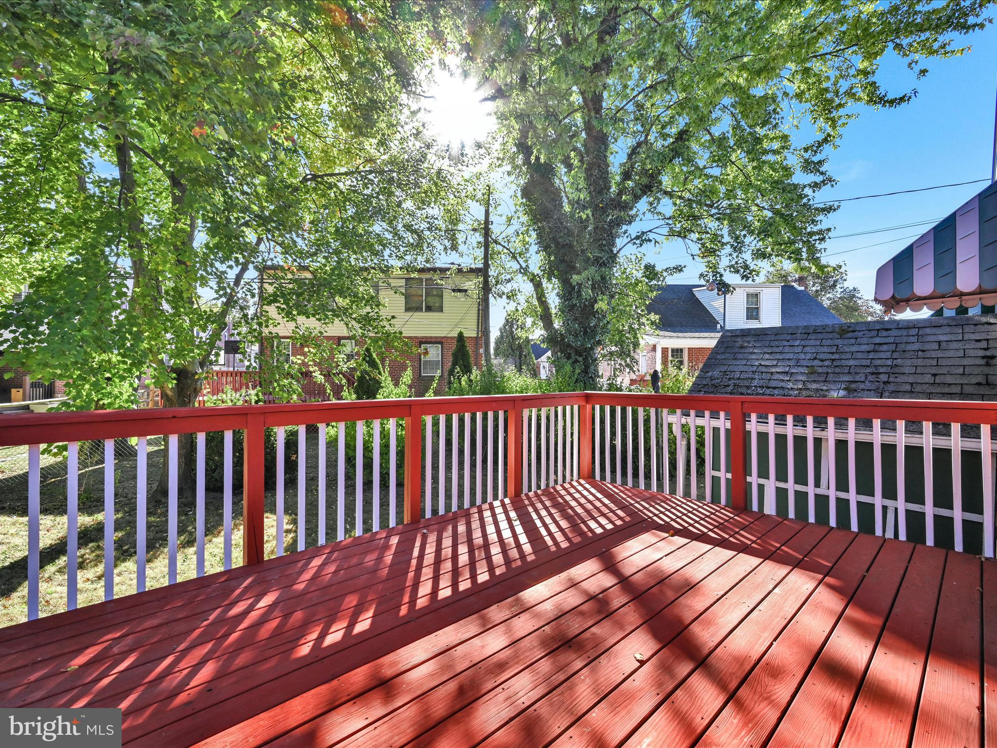 914 Village Road Folsom, PA 19033 - Photo 22 of 26 Deck