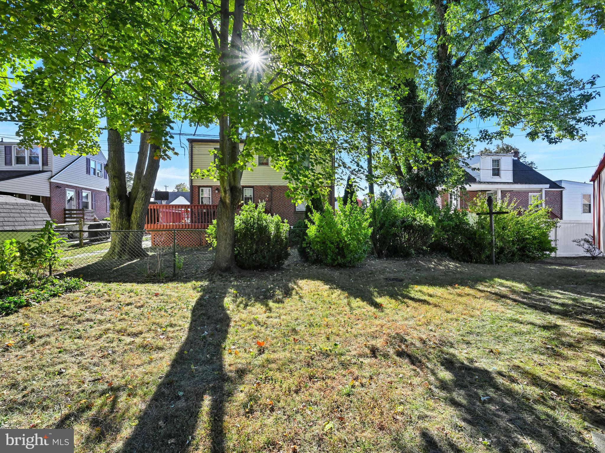 914 Village Road Folsom, PA 19033 - Photo 23 of 26 Backyard