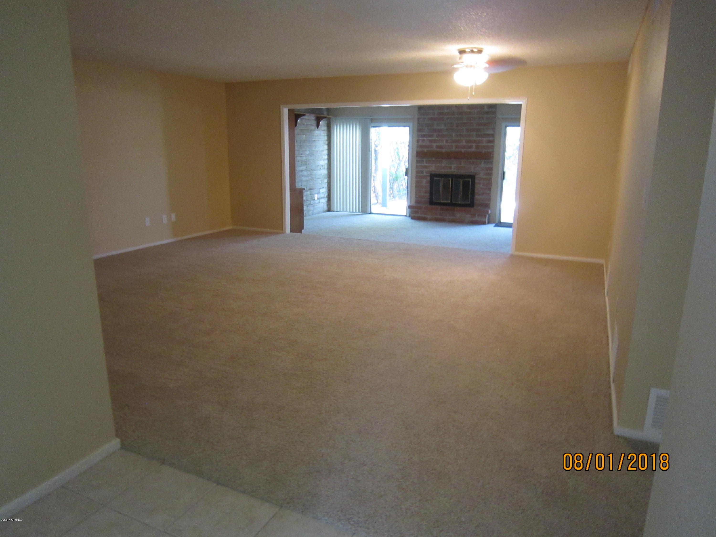 4263 North Limberlost Circle Tucson, AZ 85705 - Photo 3 of 21