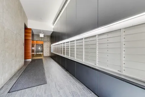 $350,000 | 1720 South Michigan Avenue, Unit 902, Chicago, IL 60616