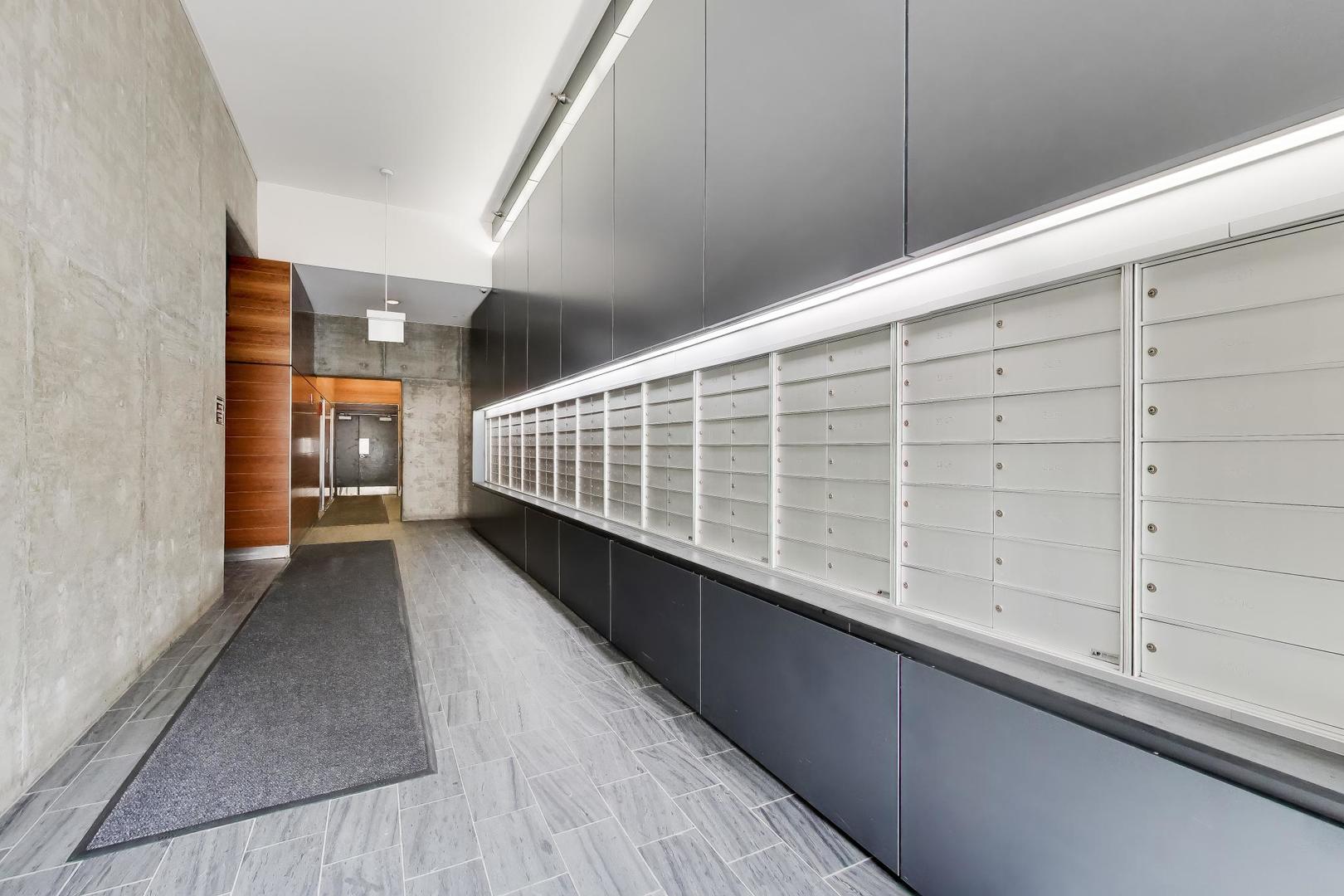 1720 South Michigan Avenue, Unit 902 Chicago, IL 60616 - Photo 30 of 32