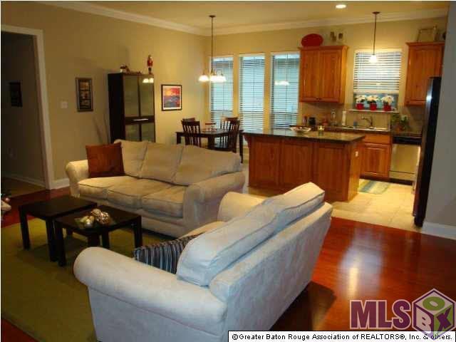 9206 Magnolia Leaf Avenue Baton Rouge, LA 70810 - Photo 2 of 5