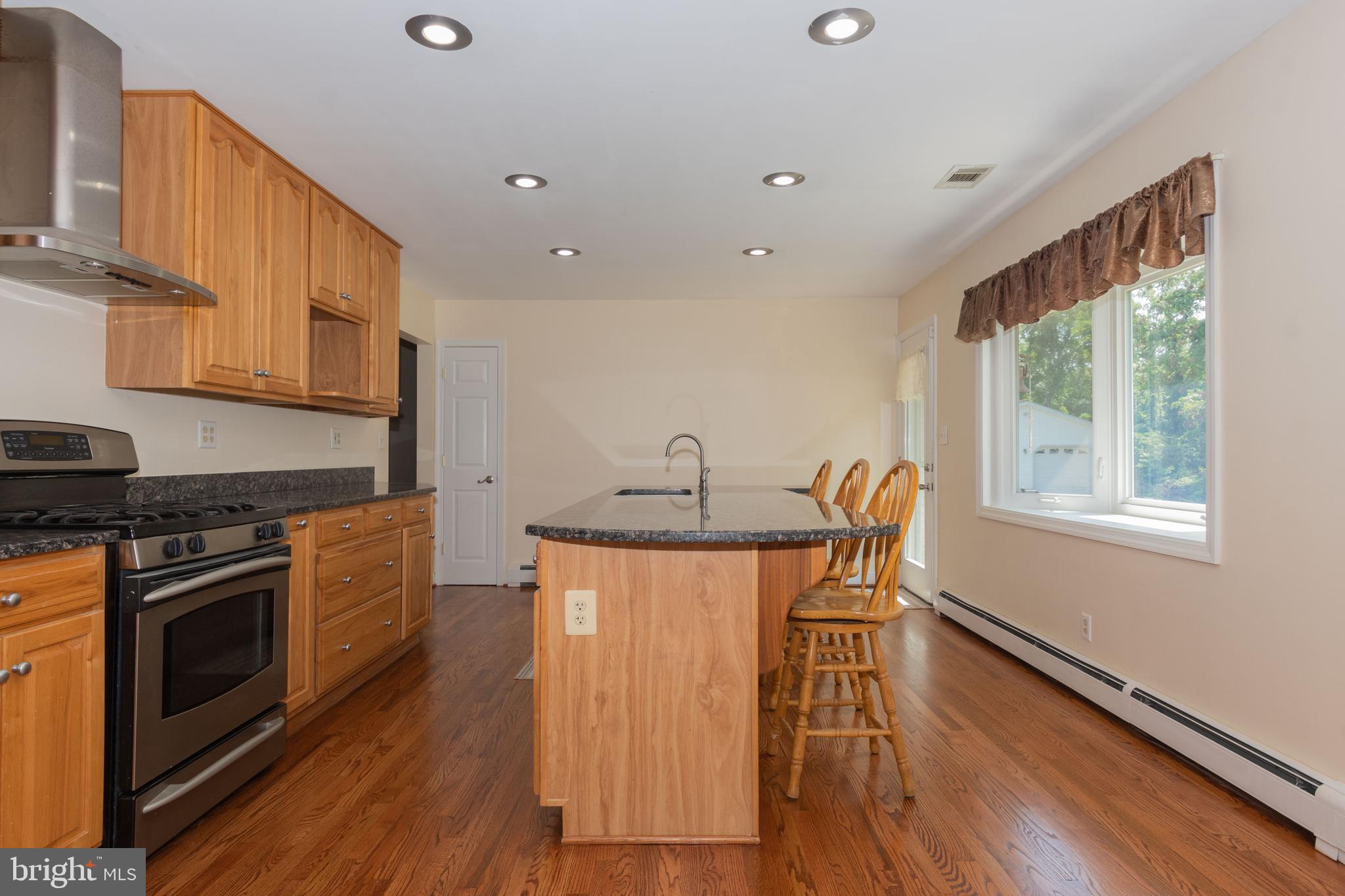 512 Wilgis Road Fallston, MD 21047 - Photo 9 of 66