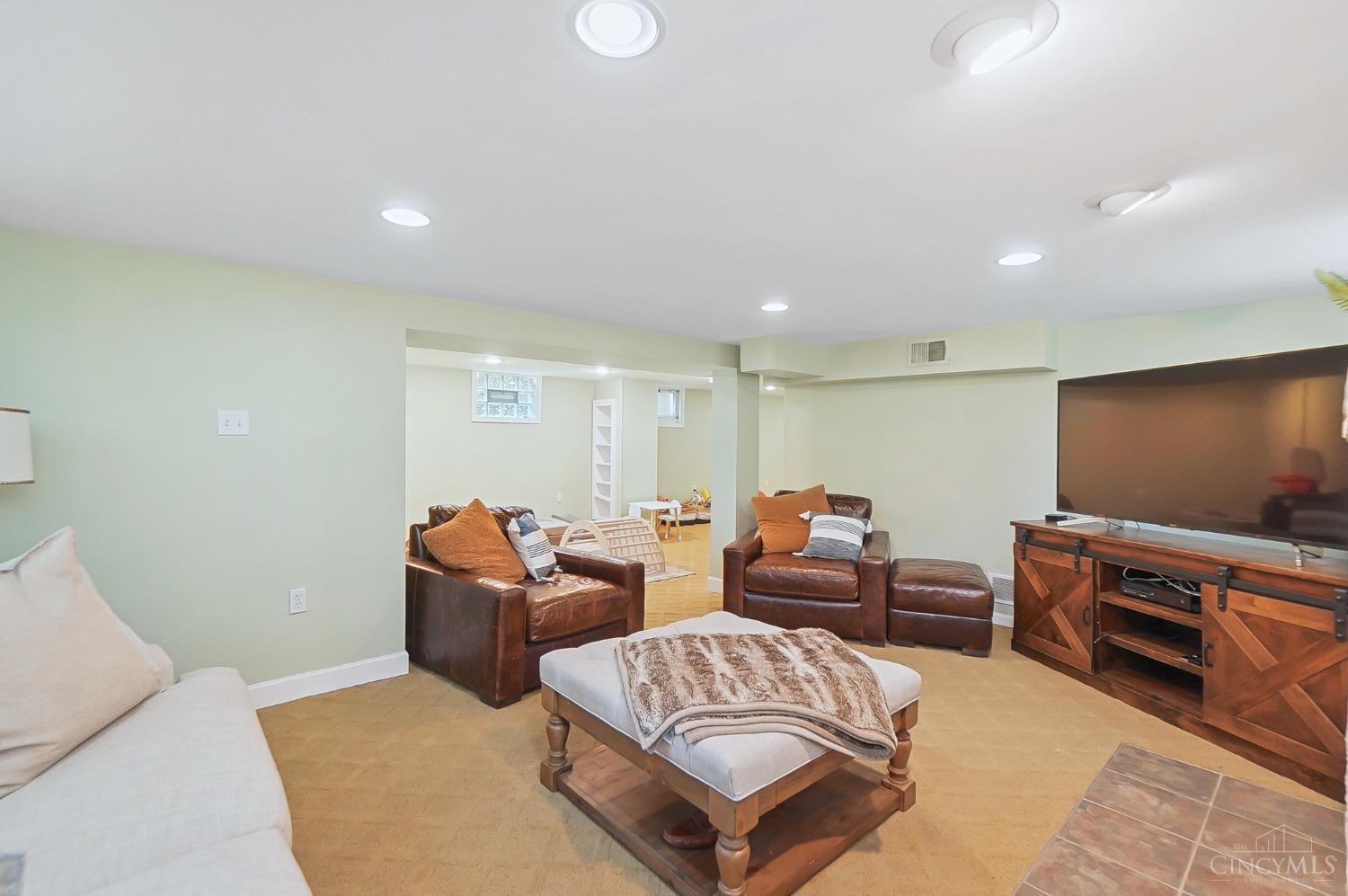 3706 Homewood Road Mariemont, OH 45227 - Photo 41 of 53