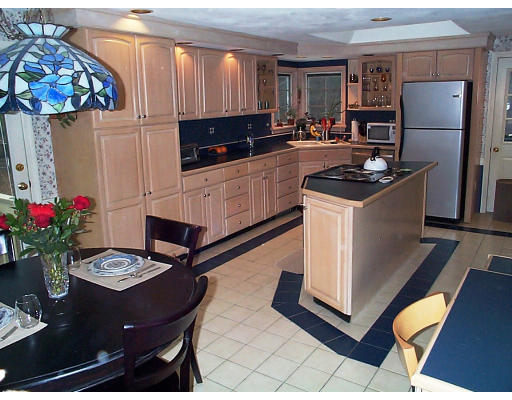 21 Dascomb Road Andover, MA 01810 - Photo 8 of 27 Gallery Image 8