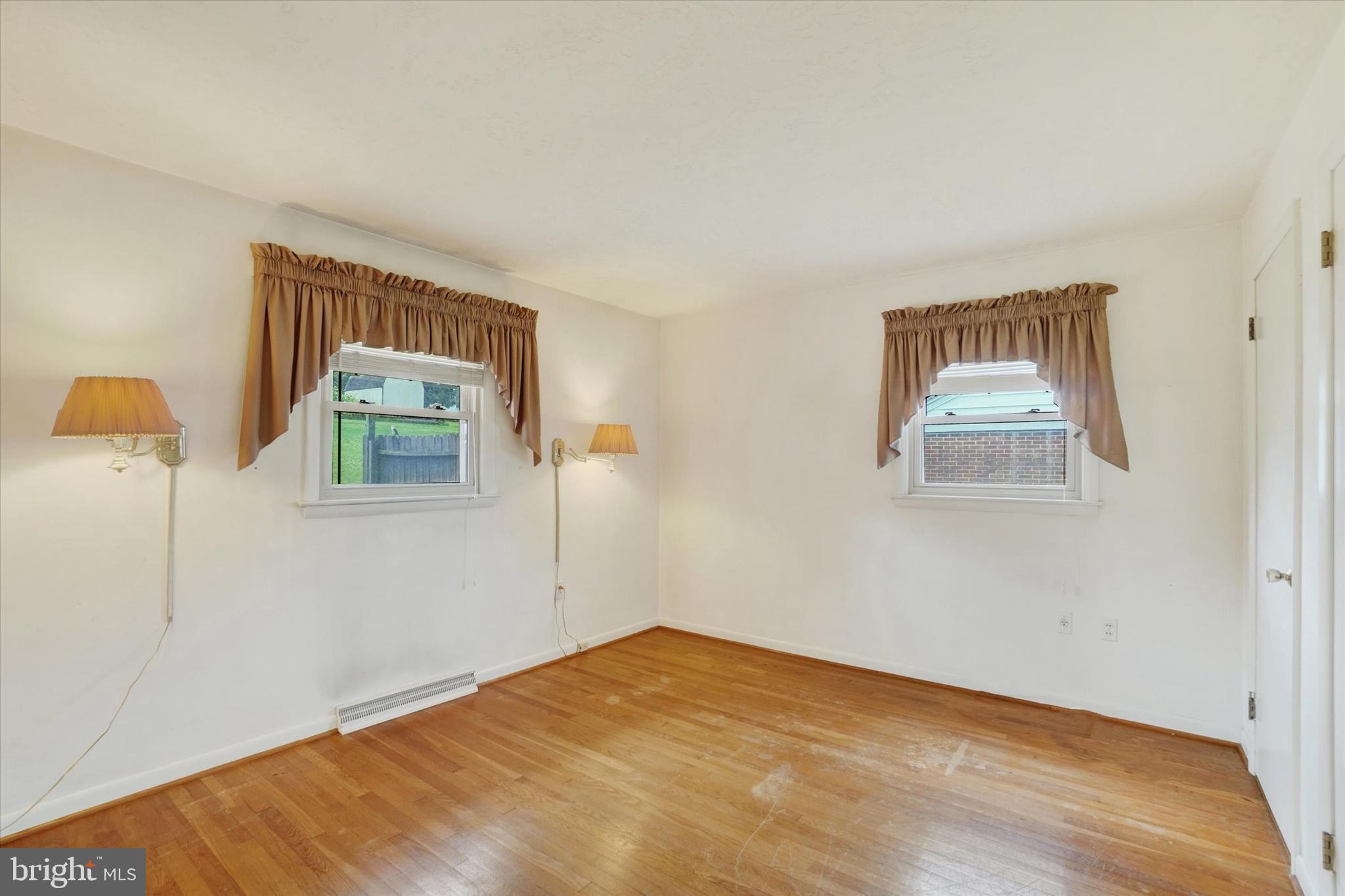 716 Hillcrest Road York, PA 17403 - Photo 11 of 30 Gallery Image 11