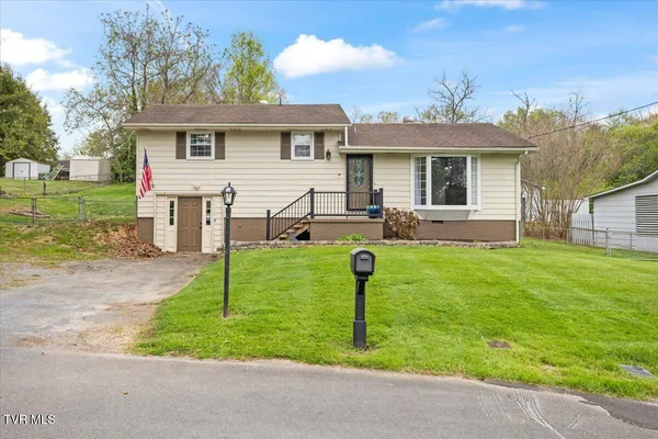 $325,000 | 116 Byrd Street, Johnson City, TN 37601