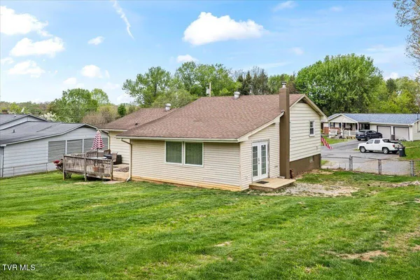 $325,000 | 116 Byrd Street, Johnson City, TN 37601