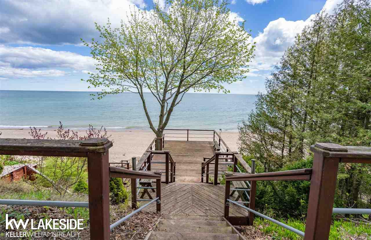 4735 Lakeshore Road Lexington, MI 48450 - Photo 30 of 75 50074704-29.JPG