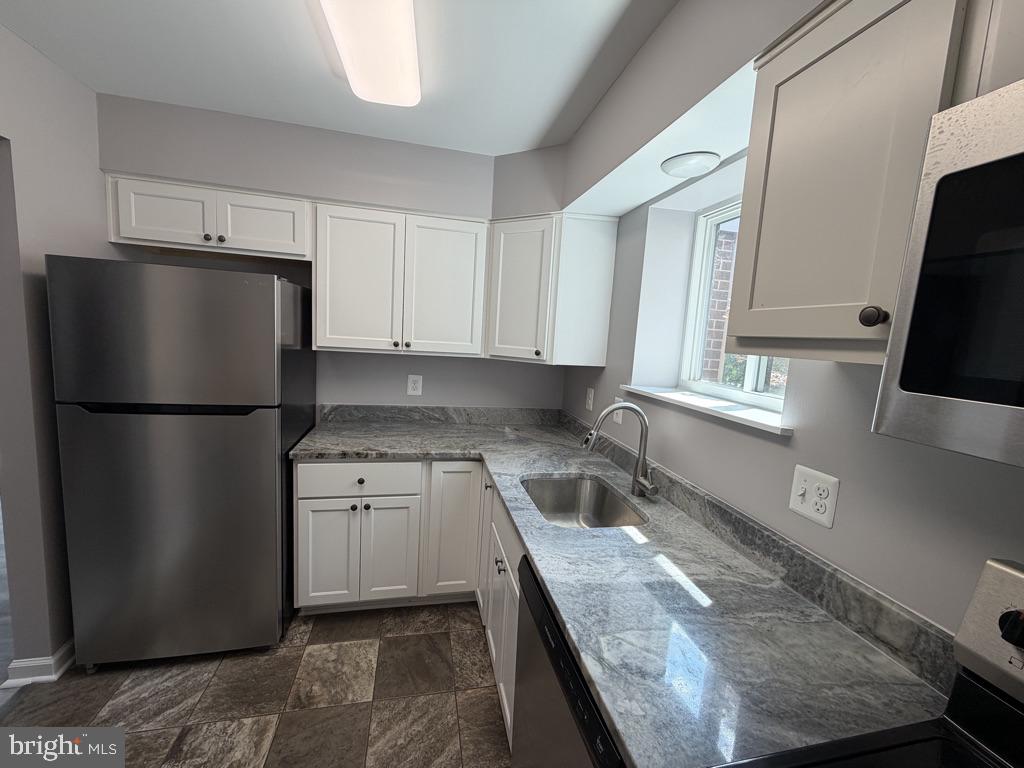 3216 Spartan Road, Unit 40 Olney, MD 20832 - Photo 25 of 35 Kitchen