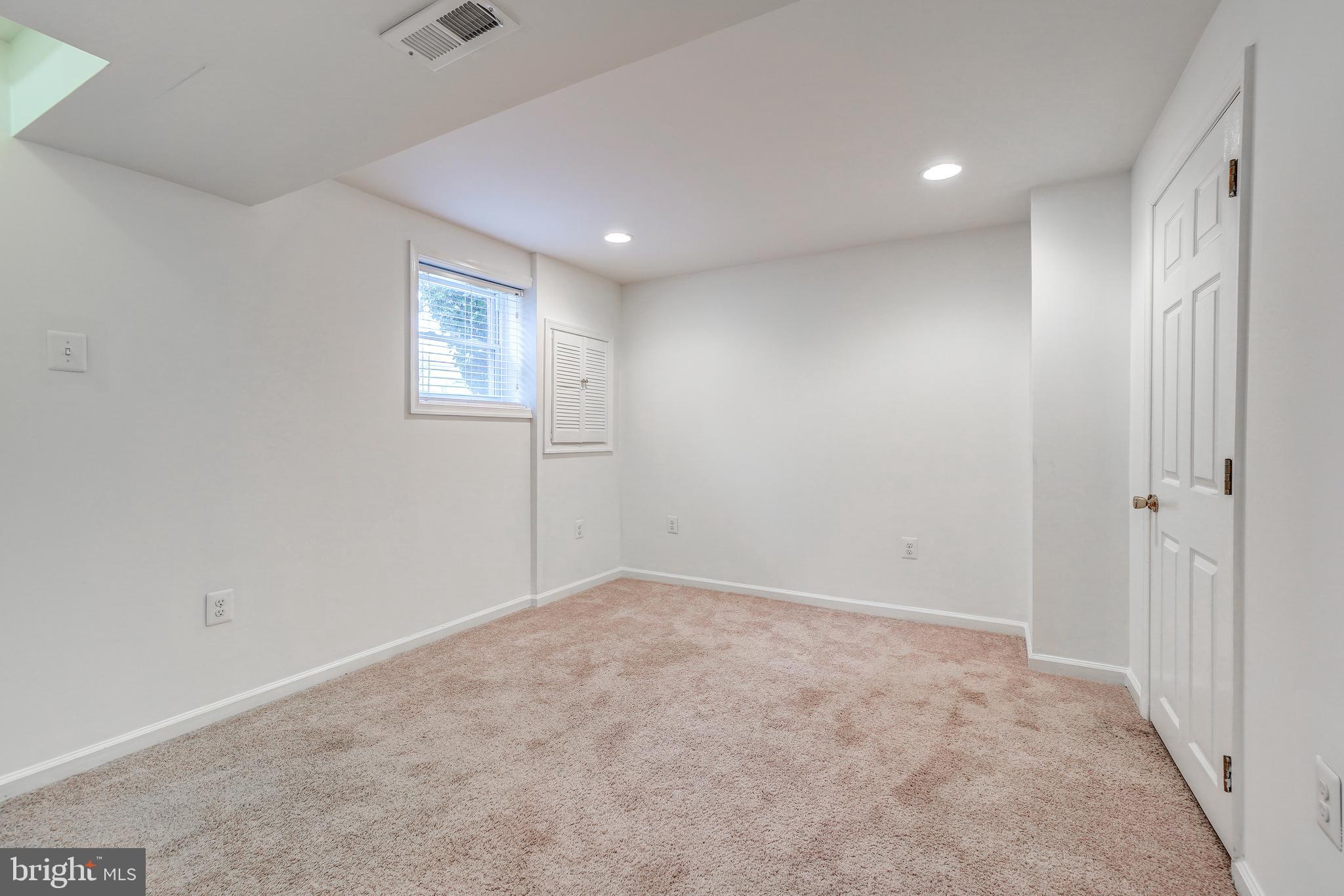 7610 Carissa Lane Laurel, MD 20707 - Photo 32 of 39 Basement living room