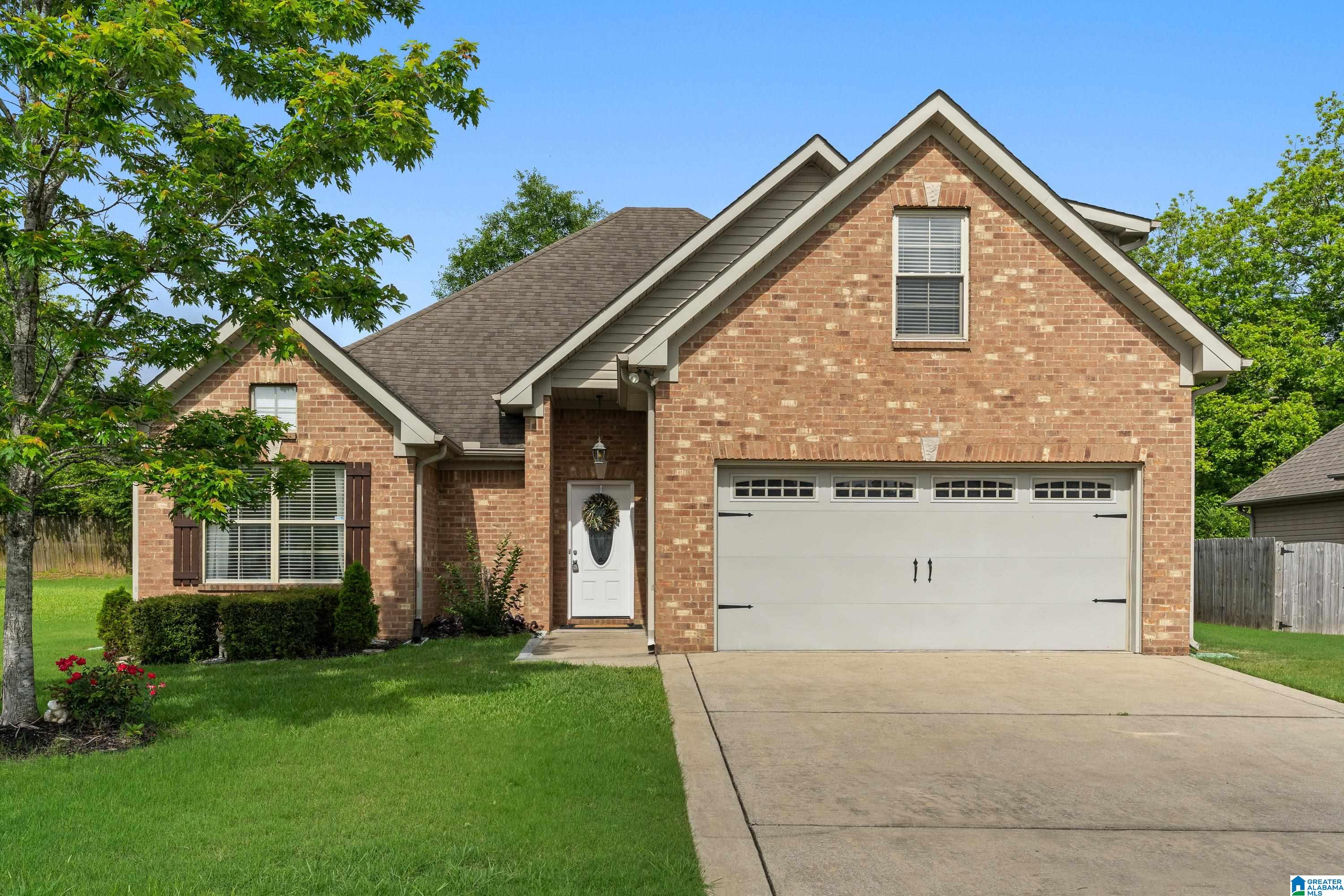 142 Falling Waters Lane Alabaster, AL 35114 - Photo 1 of 36