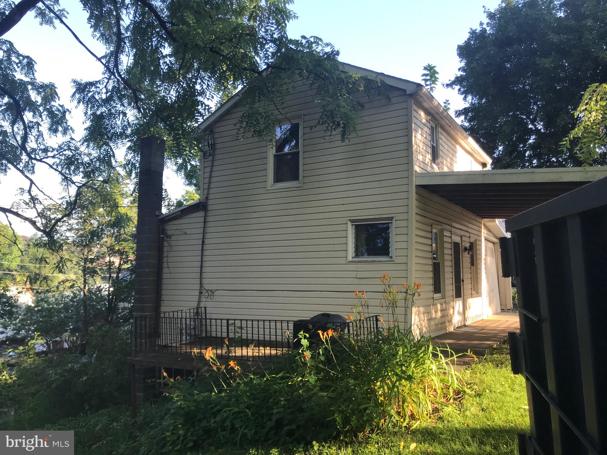 31 Reed Street Mohnton, PA 19540 - Photo 2 of 13