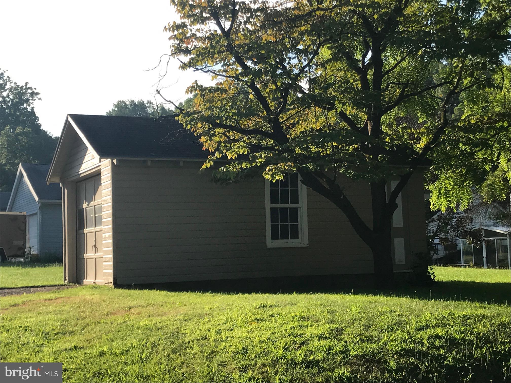 31 Reed Street Mohnton, PA 19540 - Photo 5 of 13