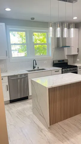 $379,900 | 1201 South 15th Avenue, Maywood, IL 60153