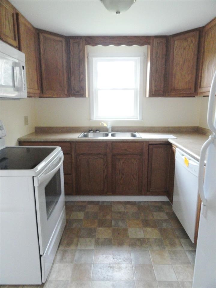 1244 Pony Farm Road Jacksonville, NC 28540 - Photo 5 of 12 Additional Photo
