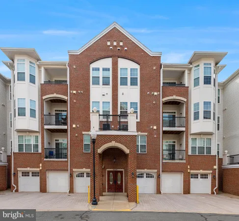 $399,900 | 9204 Charleston Drive, Unit 206, Manassas, VA 20110