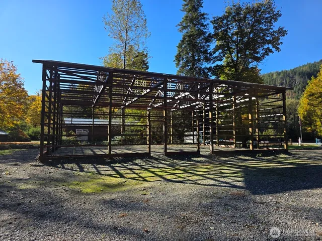 $650,000 | 14293 Highway 530, Concrete, WA 98237