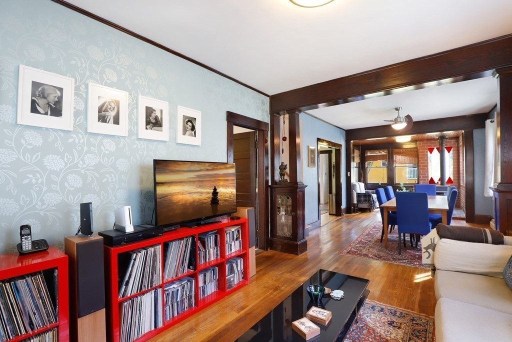 122 Pepperell Road Groton, MA 01450 - Photo 4 of 42