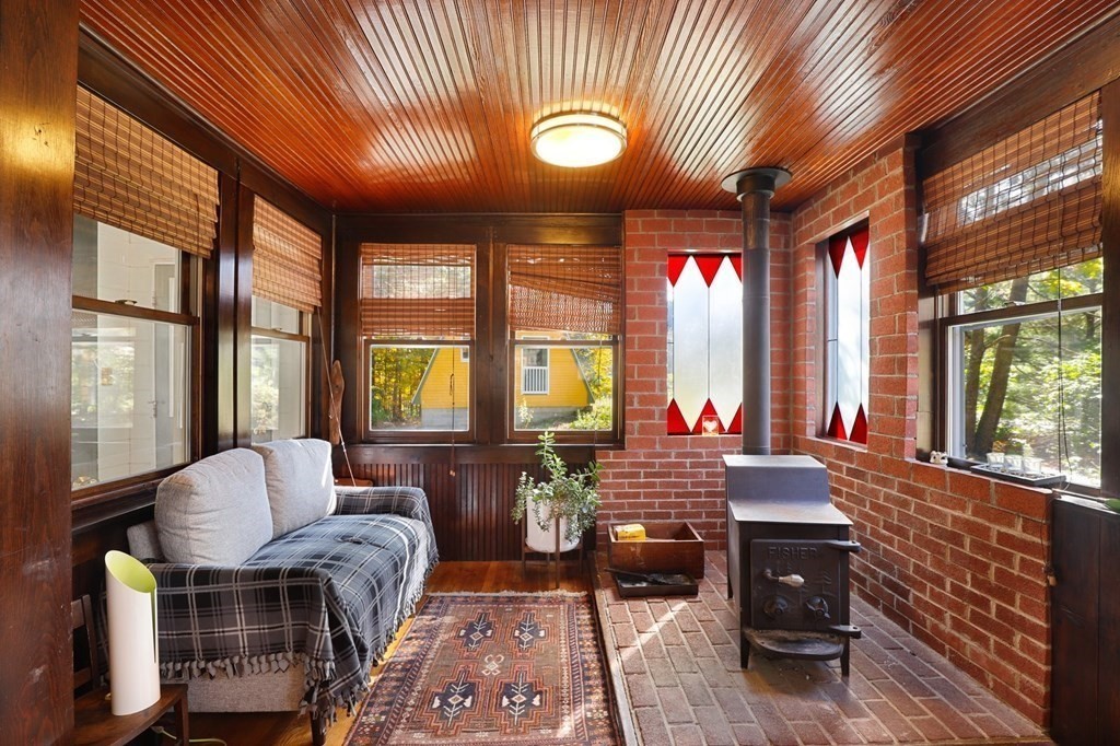 122 Pepperell Road Groton, MA 01450 - Photo 8 of 42