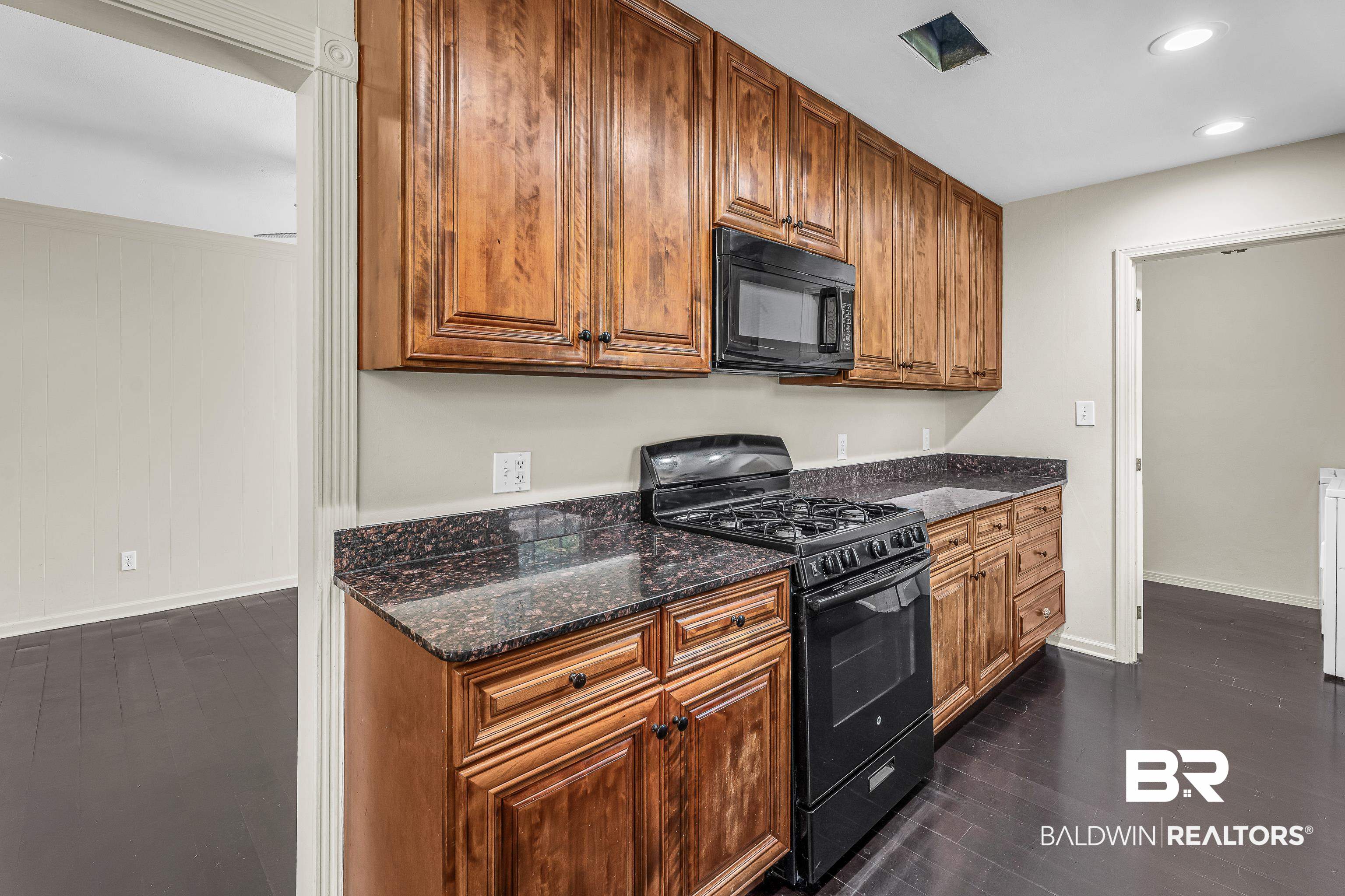 566 Stuart Street Daphne, AL 36526 - Photo 18 of 34