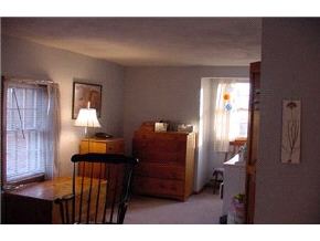 12 Scamman Road Stratham, NH 03885 - Photo 5 of 9