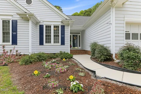 $475,000 | 5512 Doemont Drive, Apex, NC 27539