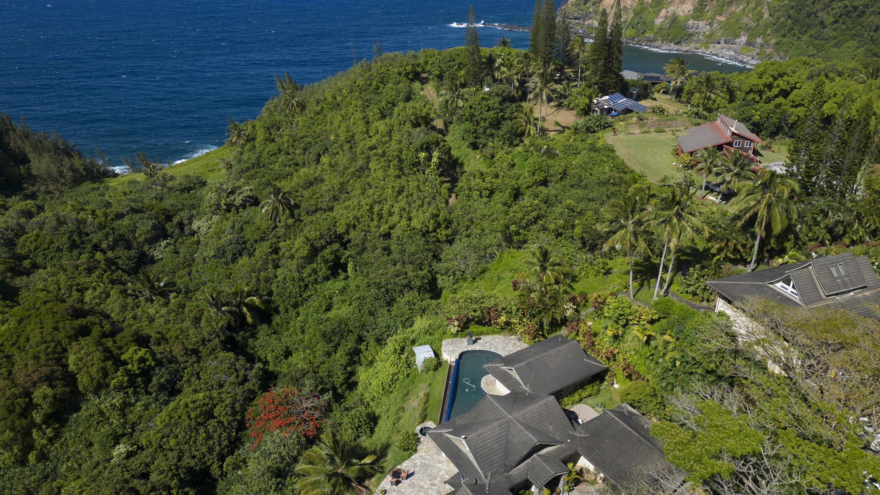 675 Kulike Road Haiku, HI 96708 - Photo 33 of 41