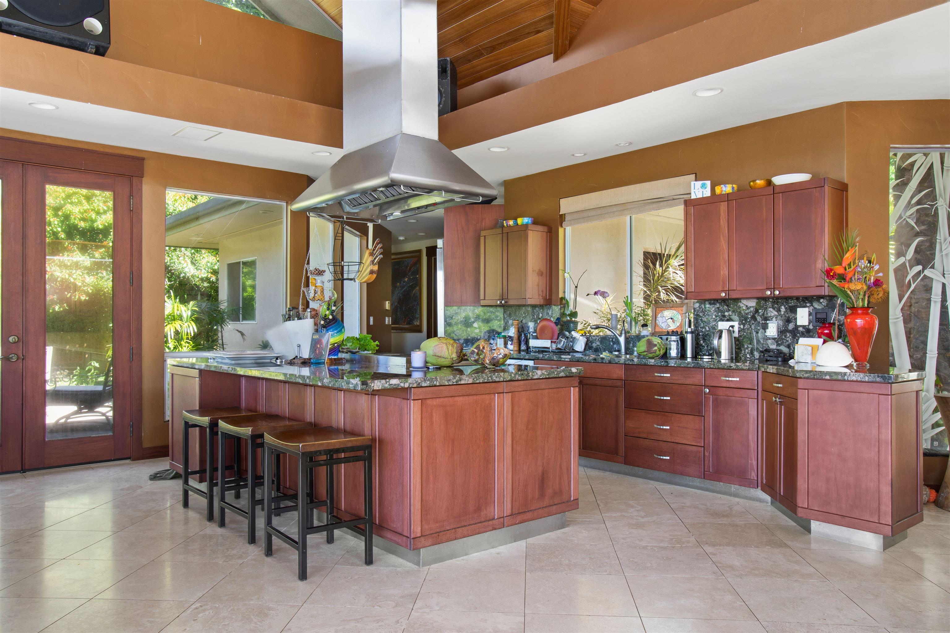 675 Kulike Road Haiku, HI 96708 - Photo 7 of 41