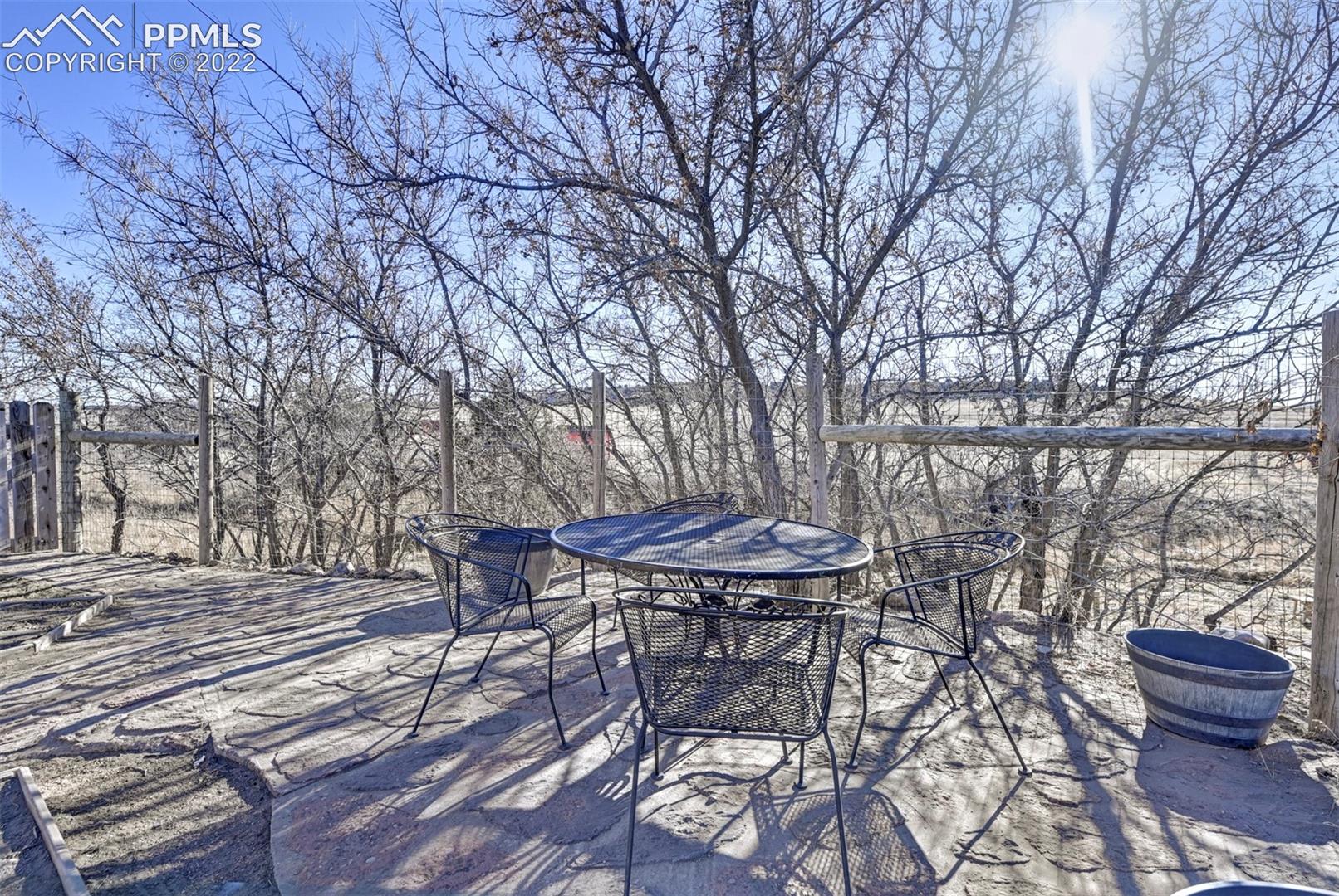 8225 3 R Road Beulah, CO 81023 - Photo 8 of 41 Stone Patio