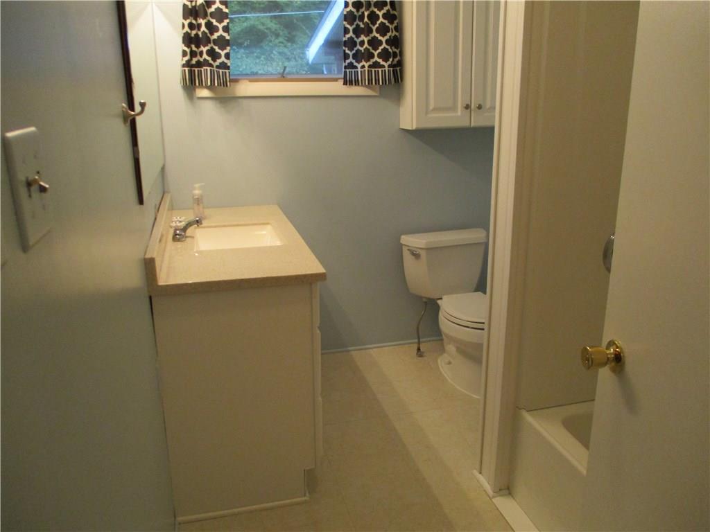 462 Concord Circle Road Beaver Falls, PA 15010 - Photo 8 of 20 Gallery Image 8