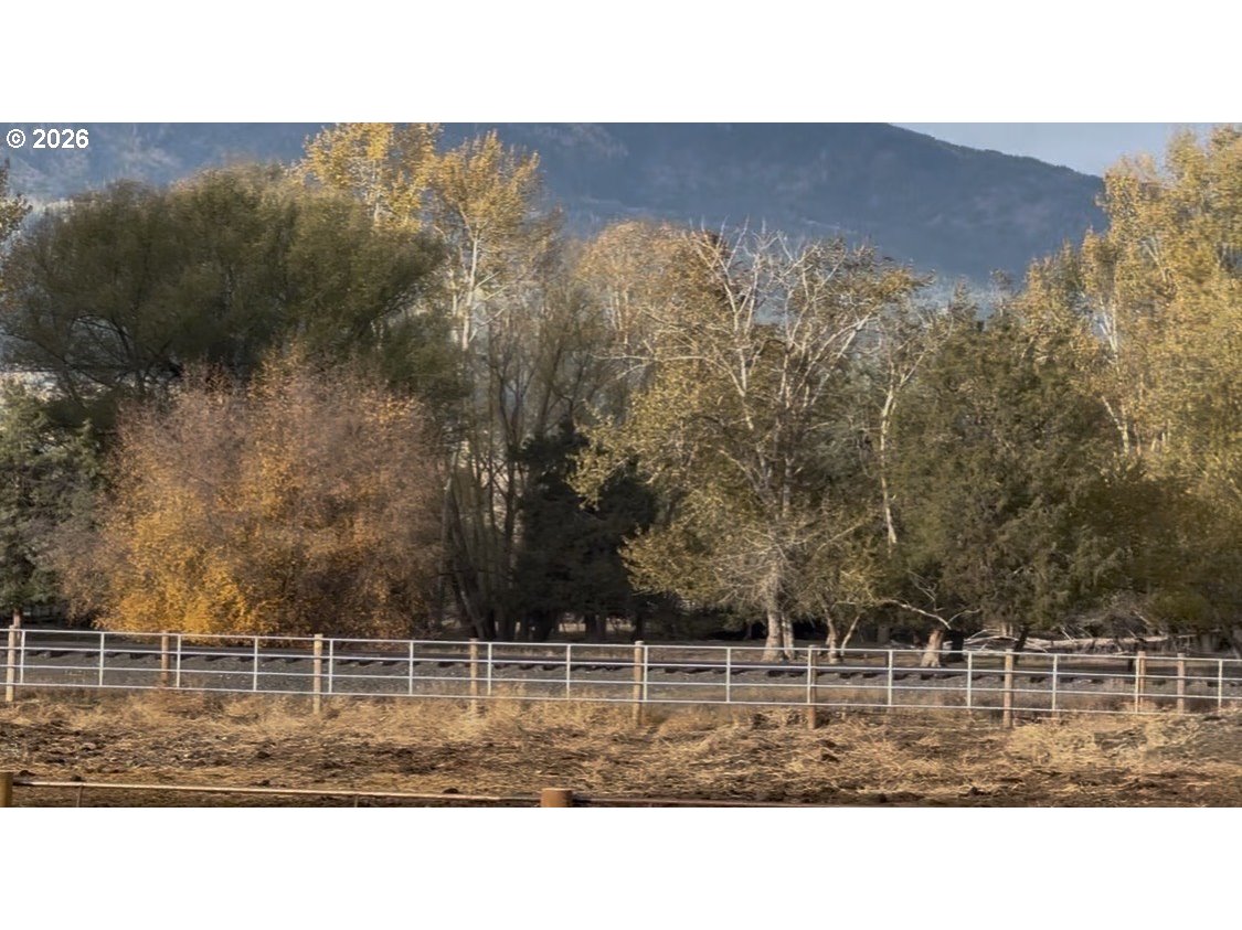 1025 South Florence Avenue Enterprise, OR 97828 - Photo 8 of 9