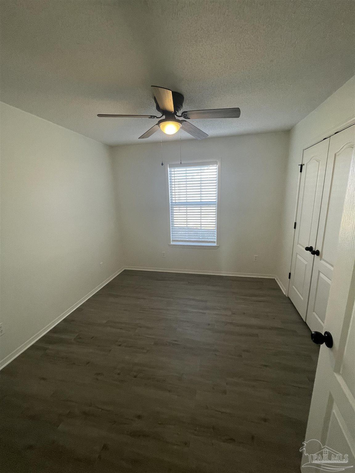 673 Hanley Downs Drive Cantonment, FL 32533 - Photo 4 of 12