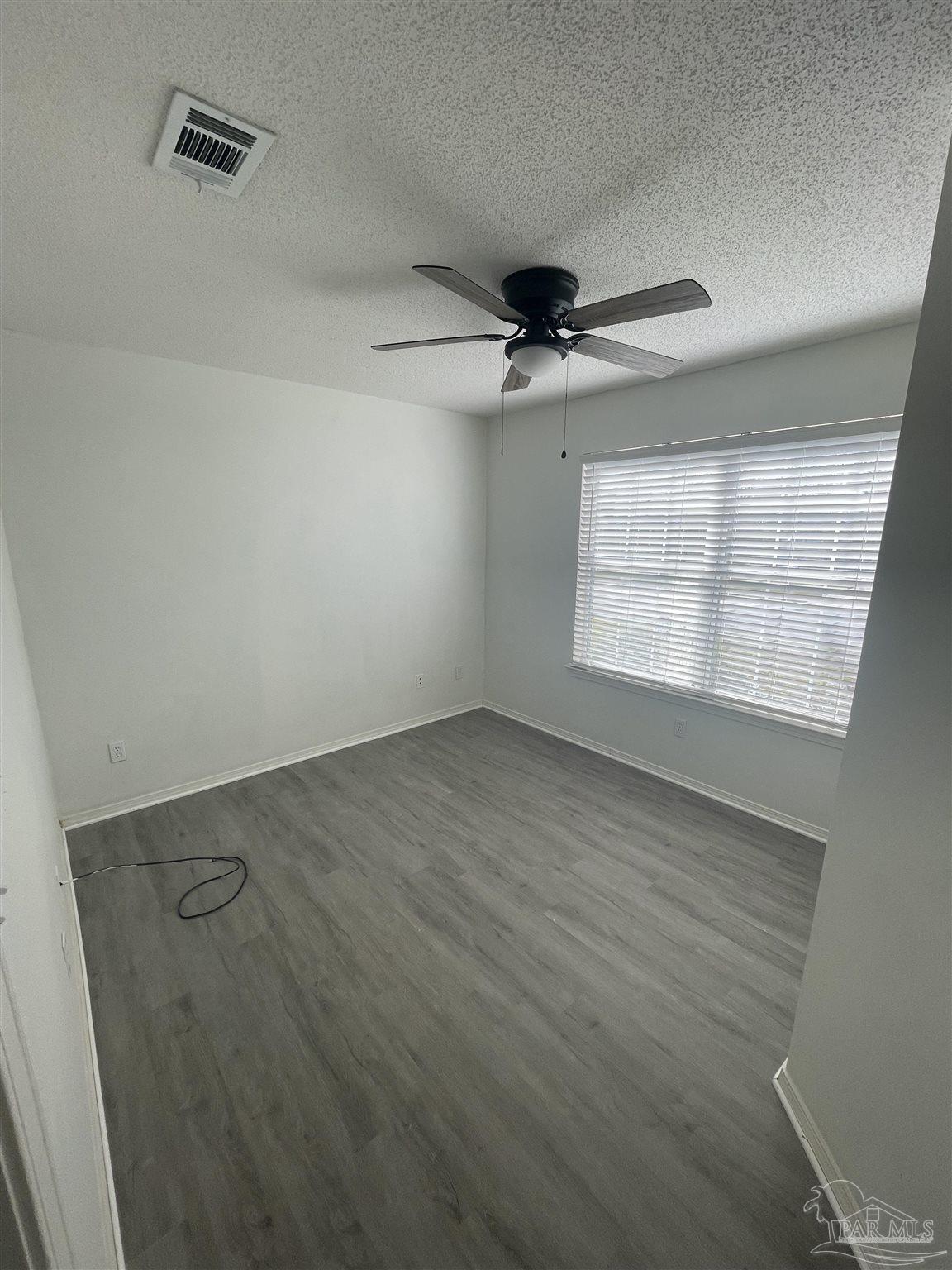 673 Hanley Downs Drive Cantonment, FL 32533 - Photo 5 of 12