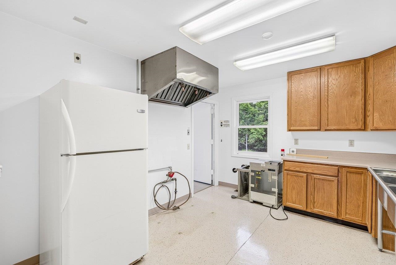 204 Gambill Road Franklin, WV 26807 - Photo 12 of 75