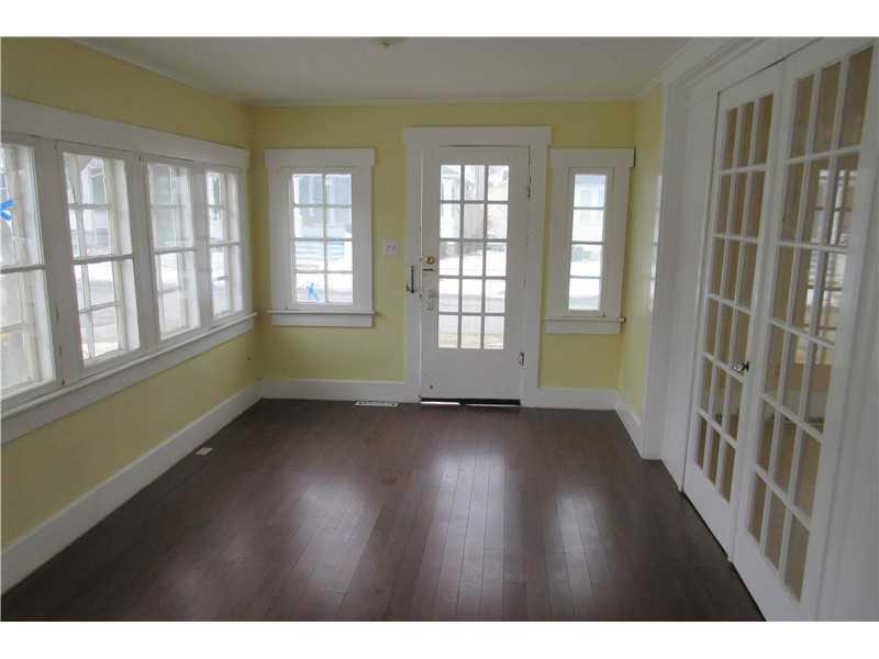 237 East High Street Pendleton, IN 46064 - Photo 3 of 11