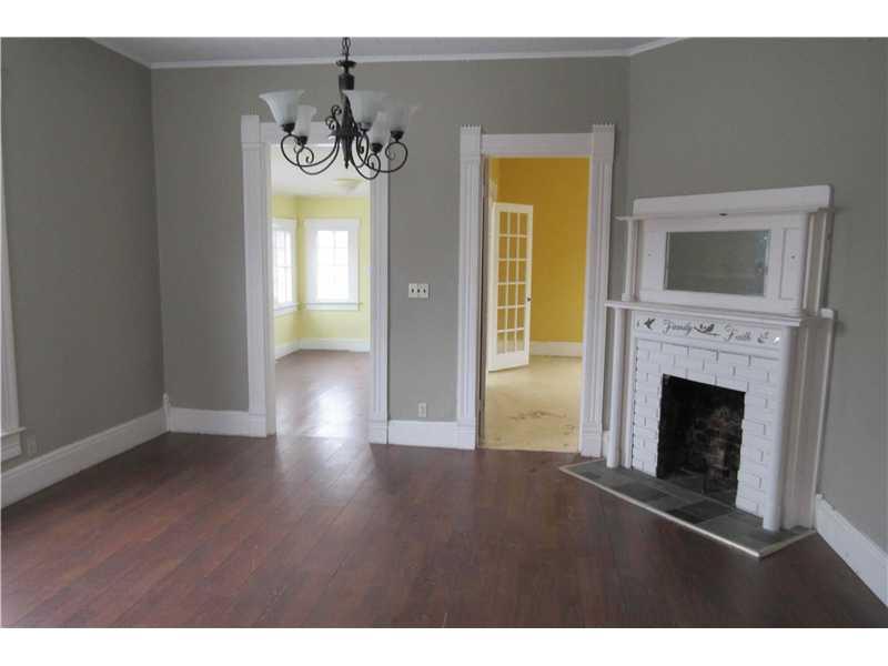 237 East High Street Pendleton, IN 46064 - Photo 5 of 11