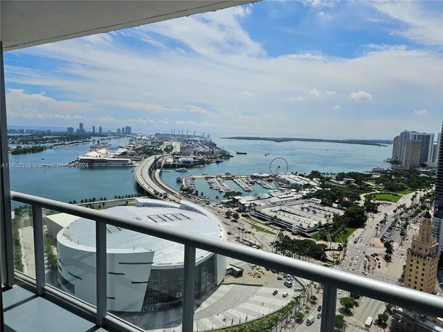 $795,000 | 888 Biscayne Boulevard, Unit 4001, Miami, FL 33132