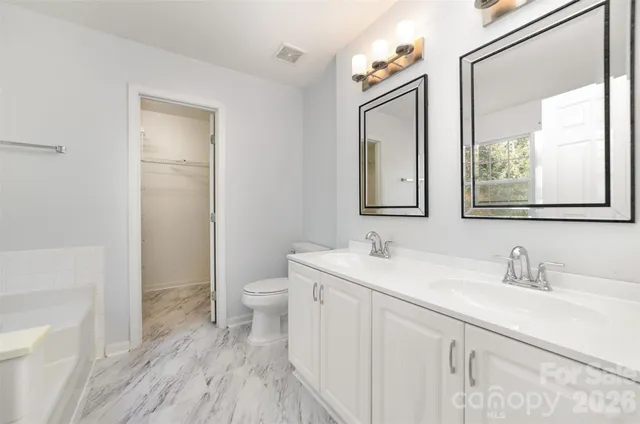 $549,900 | 12538 Cardinal Woods Drive, Pineville, NC 28134