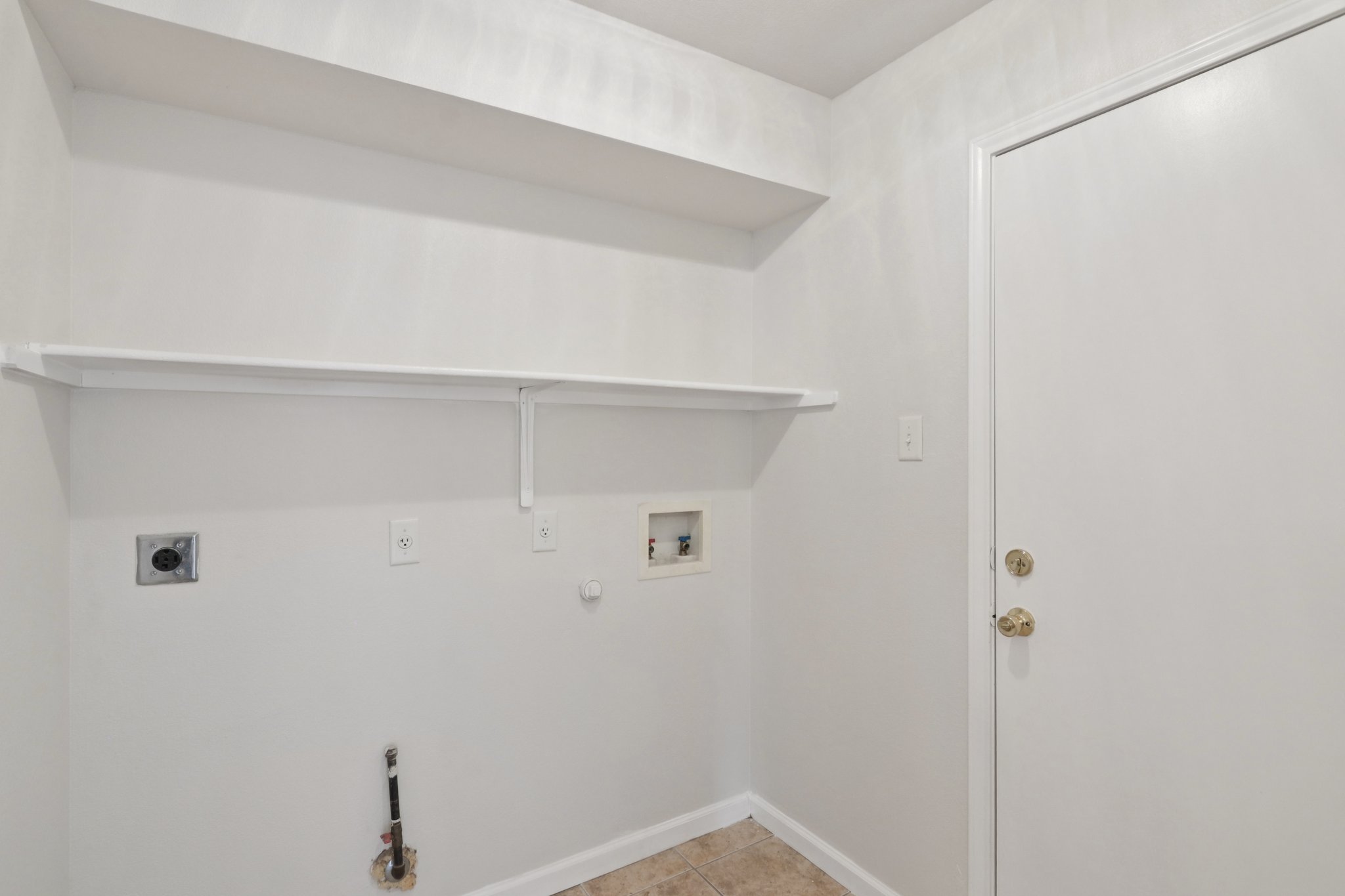 14521 Ballycastle Trail Austin, TX 78717 - Photo 20 of 40 a view of small space