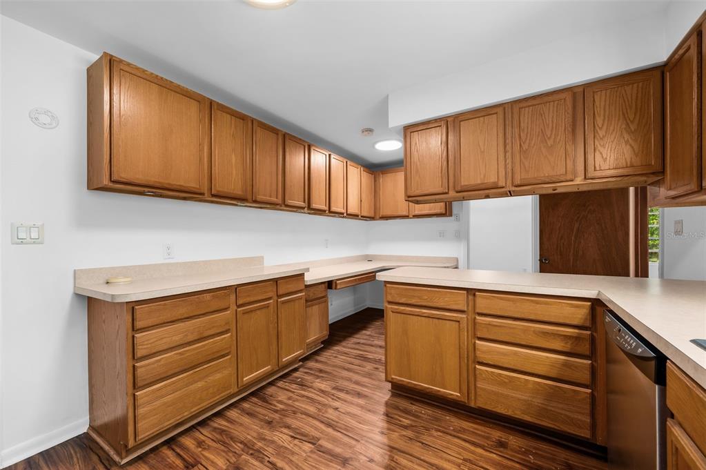 3716 Southwest 6th Place Gainesville, FL 32607 - Photo 15 of 40