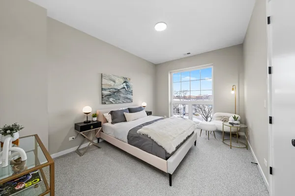 $540,000 | 5830 North Lincoln Avenue, Unit 3E, Chicago, IL 60659